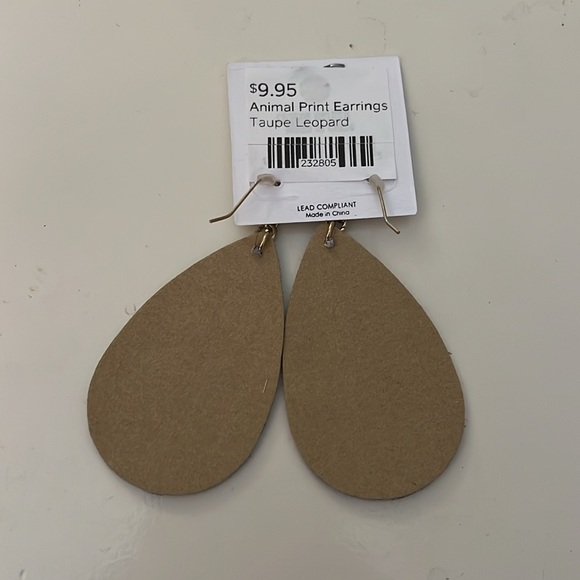 Animal print earrings - Picture 2 of 3